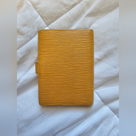 Authentic Louis Vuitton Epi Agenda PM Yellow with Purple Interior - Picture 9 of 12